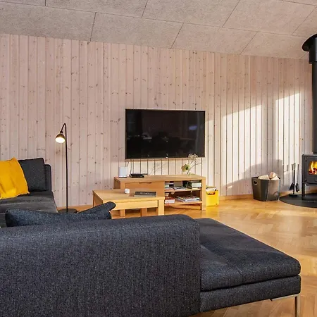 10 Person In Haderslev-by Traum